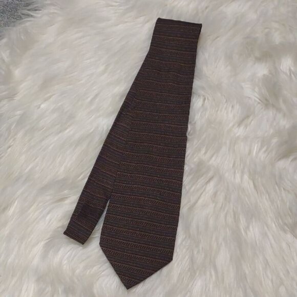 Coach Italian Silk Handmade in Italy Neck Tie - Picture 5 of 8